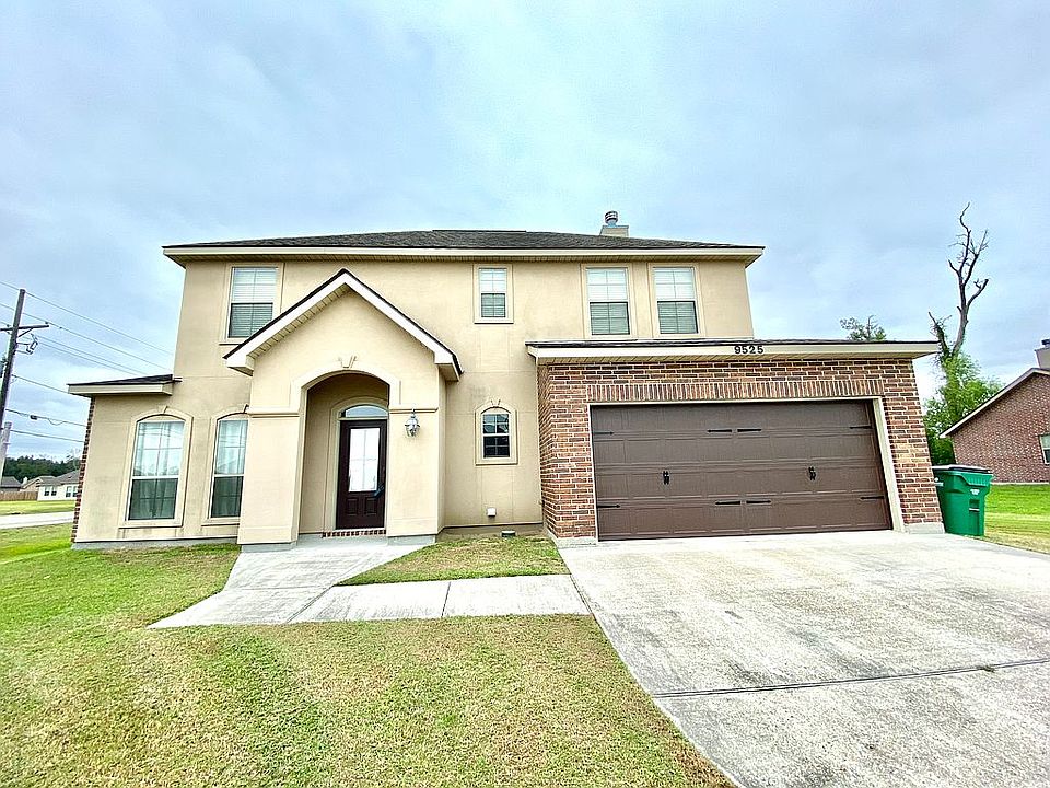 1st image of 9525 Laurel Oak Ln