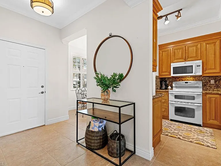 2295 Carrington Ct #1-101 — Photo 2