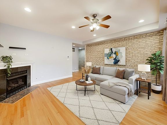 2nd image of 1621 W North Shore Ave APT 1E