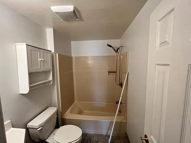748 Jackson St — Photo 12