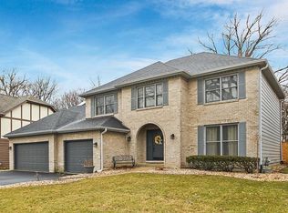 31 Rock River Ct, Naperville, IL 60565