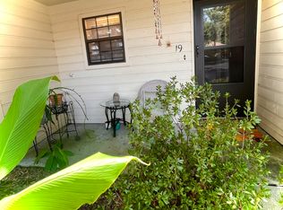 19 Colony Park Dr #19, Savannah, GA 31406