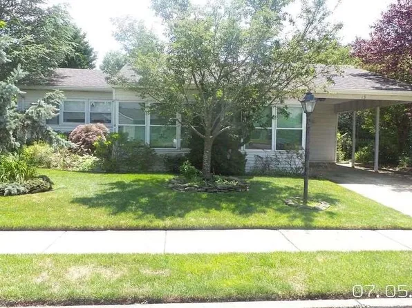 13 Ambler Rd, Somers Point, NJ 08244