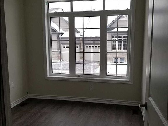 2nd image of 17 Lakewood Cres #35