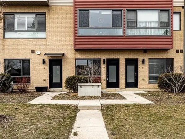 369 Essa Rd #8, Barrie, ON L4N 9C8