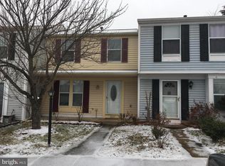 8607 Brian Ct, Manassas Park, VA 20111