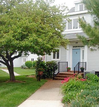 1st image of 49 Henlopen Gdns