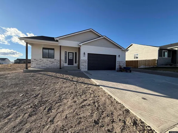 1120 Prairie River Drive, Casper, WY 82604