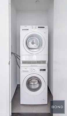 Rented by Bond New York | media 18