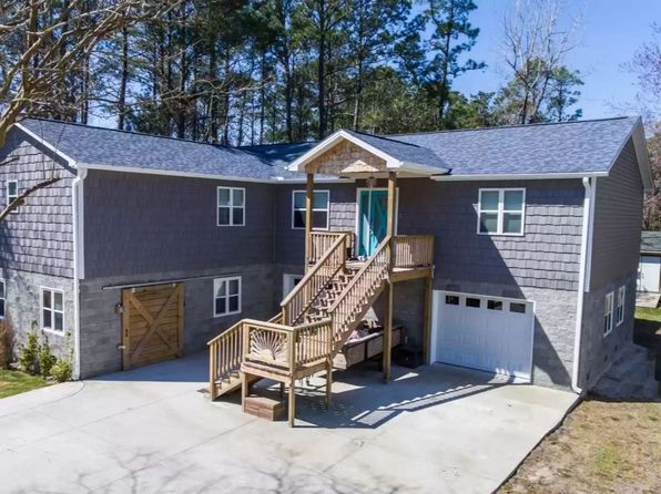 703 Wind Way