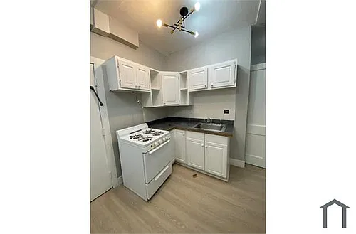 22 Croton Ave Photo 1