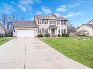 2732 Aspen Dr, Girard, OH 44420