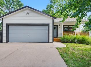 321 Dearborn St, Baldwin City, KS 66006
