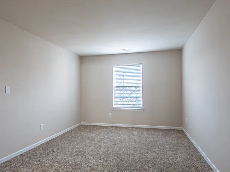 Summer Station Apartments Where Comfort Meets Coastal Living — Photo 183