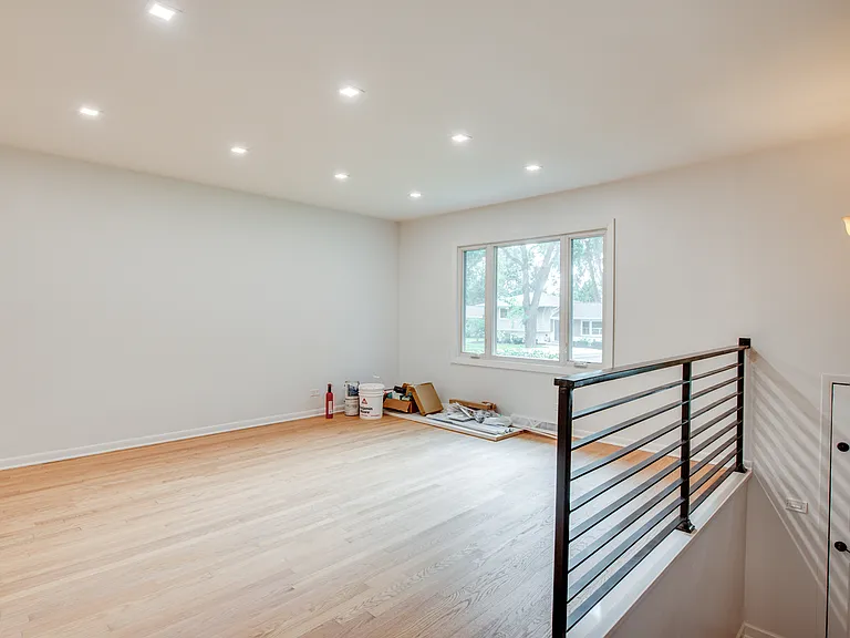 1108 Emerald Dr — Photo 9