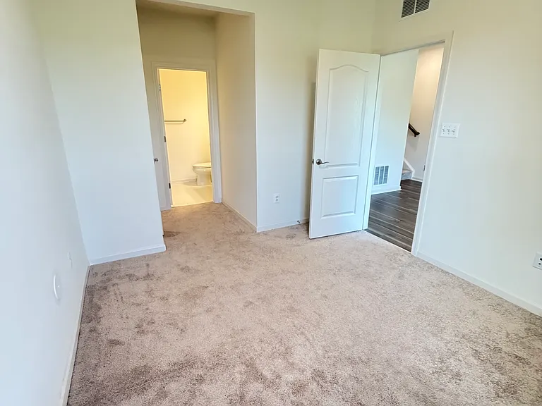 7846 Hope Ct — Photo 7