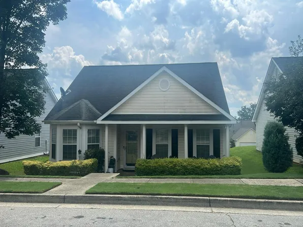 426 Fairlawn Dr, Stockbridge, GA 30281