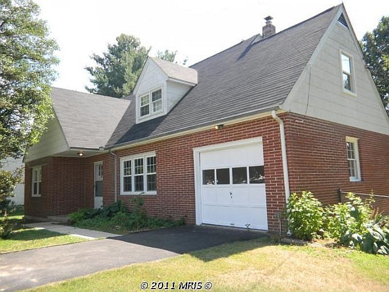 1st image of 814 Matthews Ave