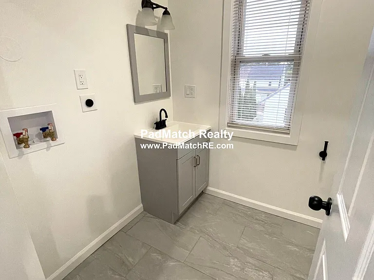 32 Bowen Ave #3 — Photo 17