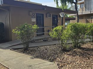 Parkway Townhomes, Sacramento, CA 95823