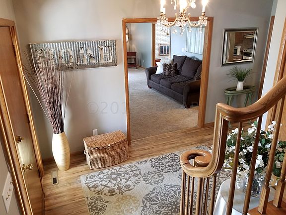 Spacious Foyer