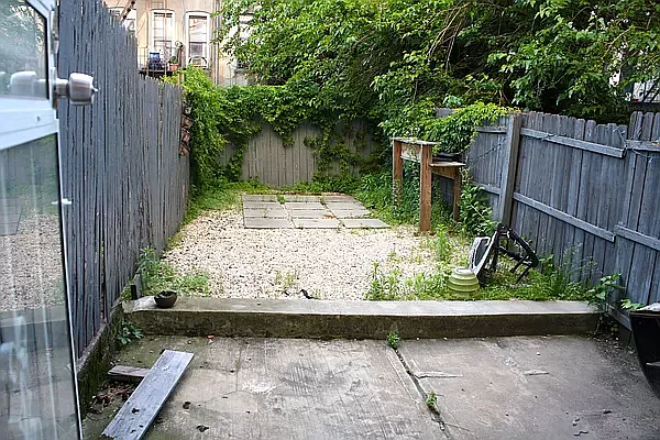 Rented by MySpaceNYC | media 20