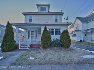 514 3rd St, Dunmore, PA 18512
