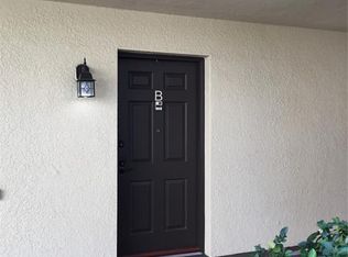 11704 Raintree Lake Ln APT B, Temple Terrace, FL 33617