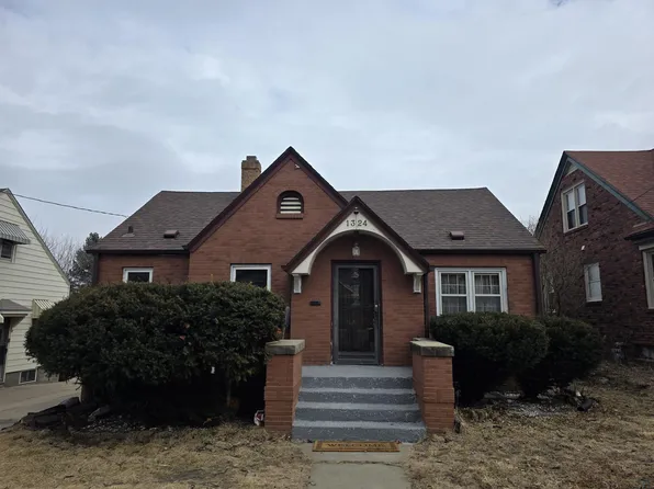 1324 S Mulberry St, Sioux City, IA 51106