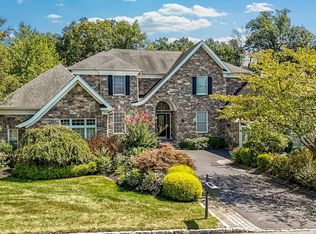 2168 Ferncroft Ln, Chester Springs, PA 19425