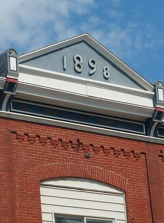2nd image of 20 N Main St