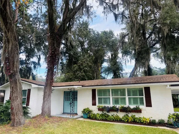 2826 Amelia Rd, Fernandina Beach, FL 32034