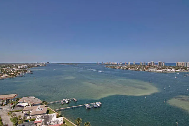 2650 Lake Shore Dr #2203 — Photo 23