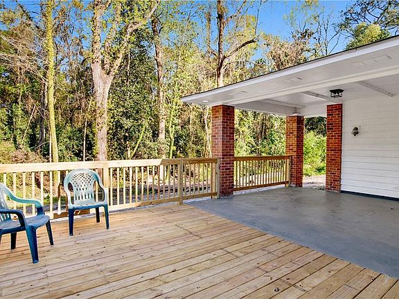 3rd image of 3321 Fairfield Rd