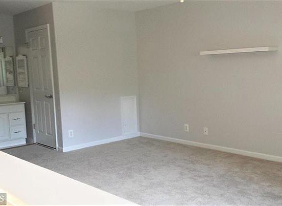 5th image of 10703 Hampton Mill Ter APT 200