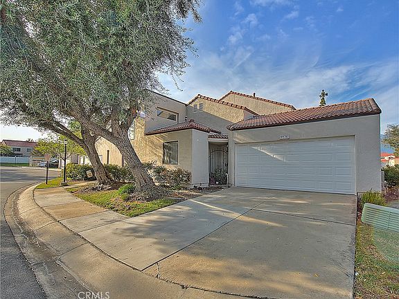 2nd image of 8576 Salina St