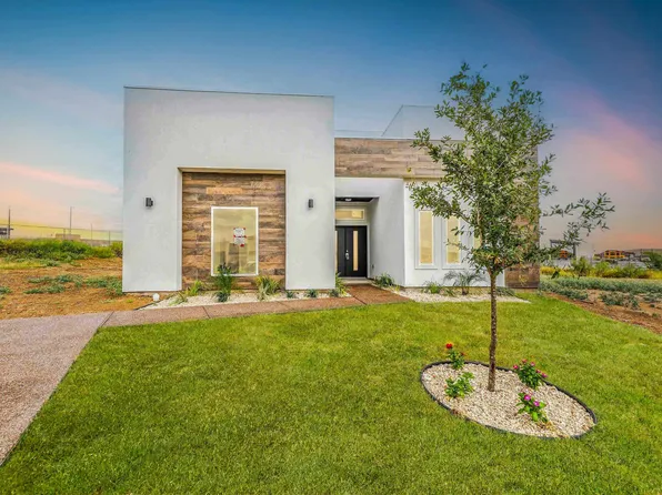 7002 El Meson Dr, Laredo, TX 78043