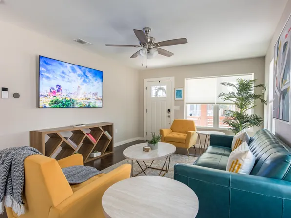 708 S Olive St, San Antonio, TX 78203