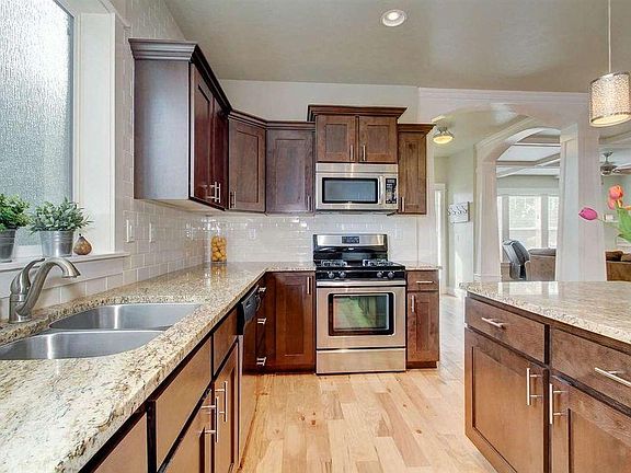 3rd image of 11104 W Morela Dr