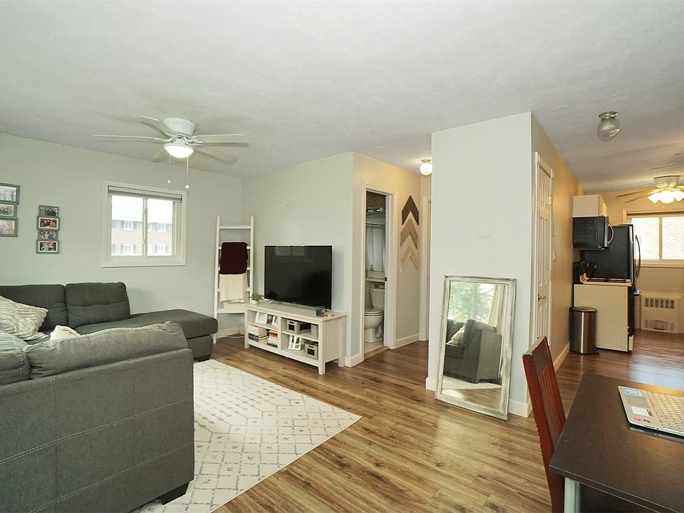 1st image of 101 Edmunton Dr APT G1