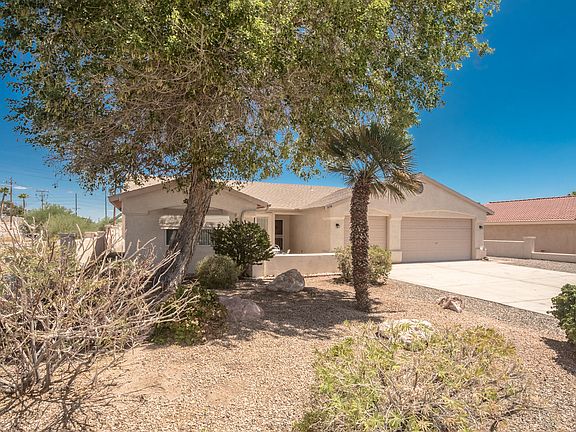 3rd image of 3694 Oro Grande Blvd