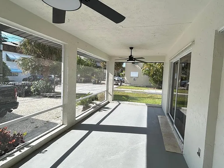114 S Lakeside Dr #114 — Photo 13