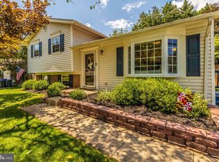 24008 Log House Rd, Gaithersburg, MD 20882