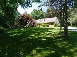 513 Beechwood Dr, Kennett Square, PA 19348