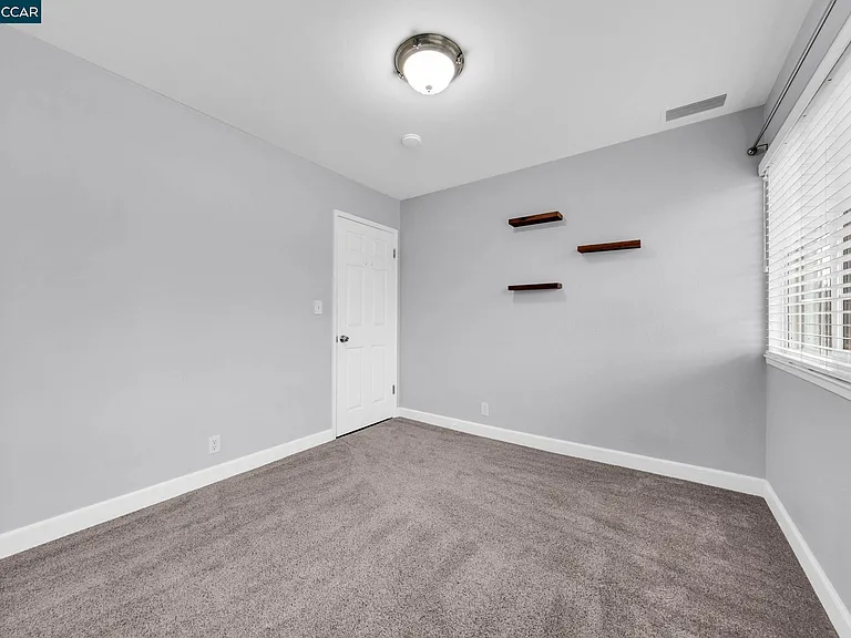 1812 Cole Ave #4 — Photo 29