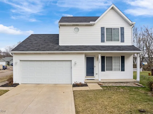 1067 Bennington Ct, Akron, OH 44312