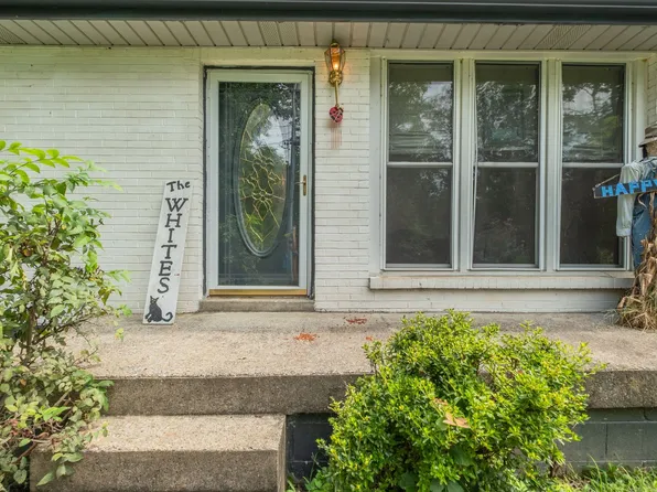 7183 Sugar Camp Dr, Greenbrier, TN 37073