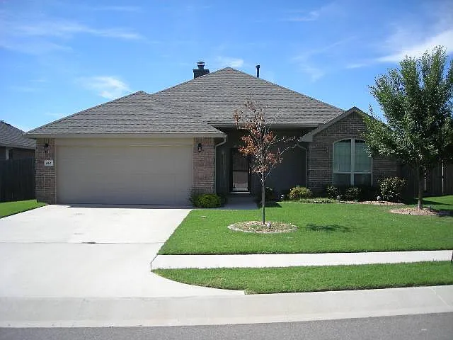 2421 Vintage Park Ln
