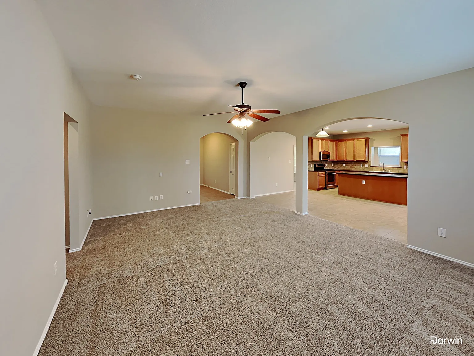 3 bed, 2.0 bath, 1993 sqft, $2,220 — Photo 4