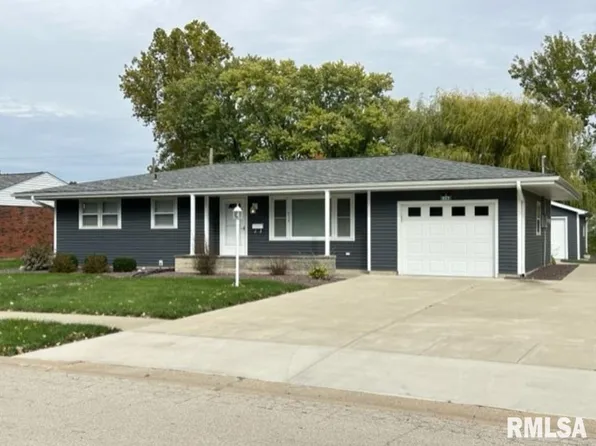 517 W Pauline St, Taylorville, IL 62568